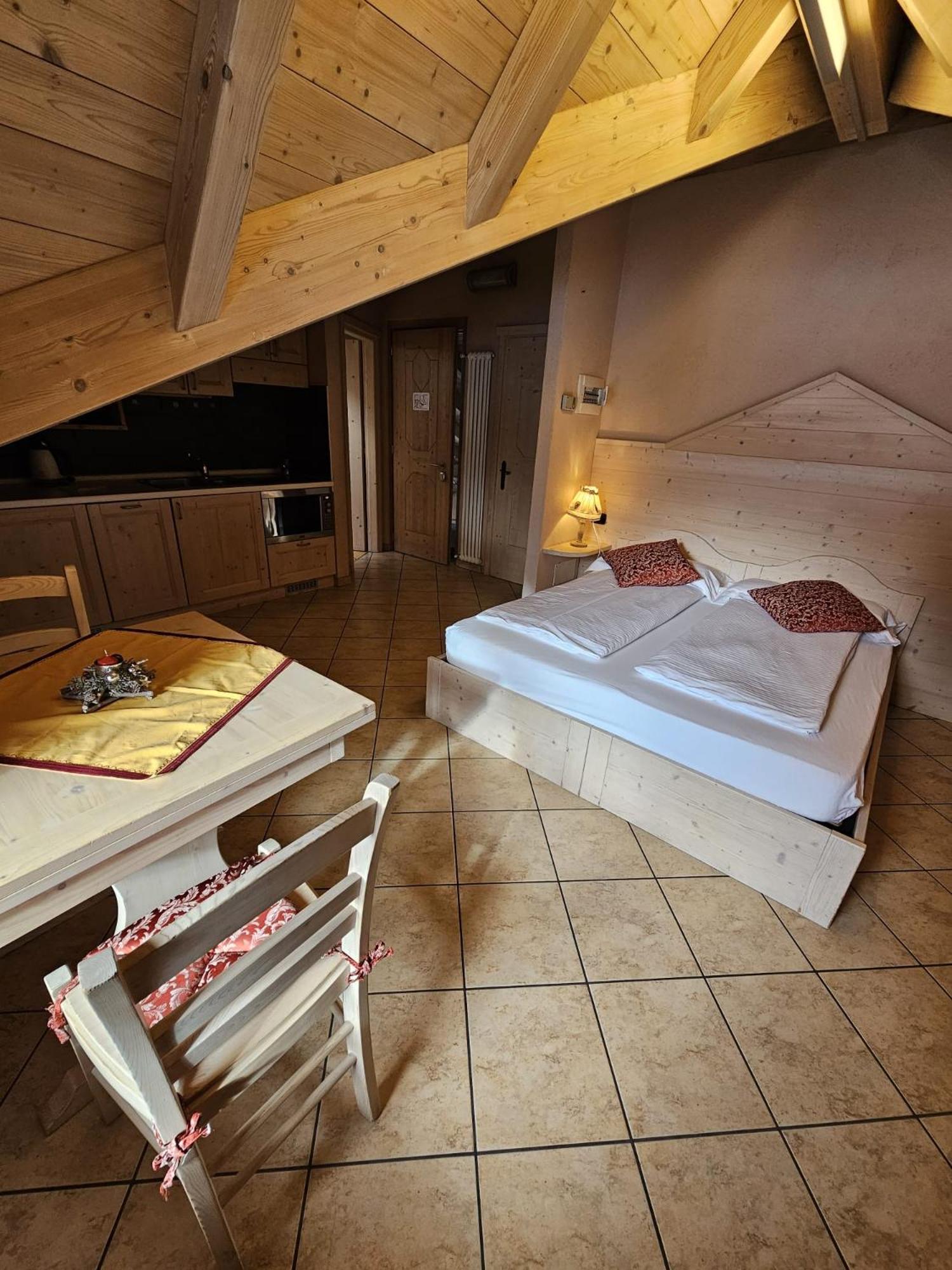 Chalet La Rugiada Bormio Exterior photo